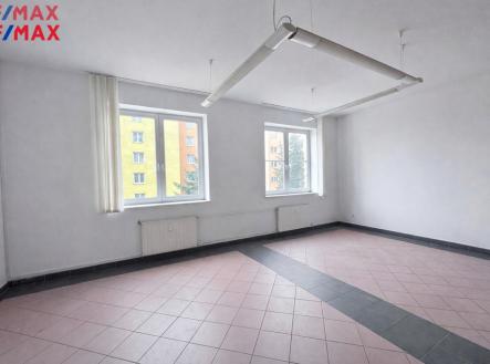 Prodej obchodní prostor, 241 m²
