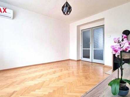 Pronájem bytu, 2+1, 49 m²