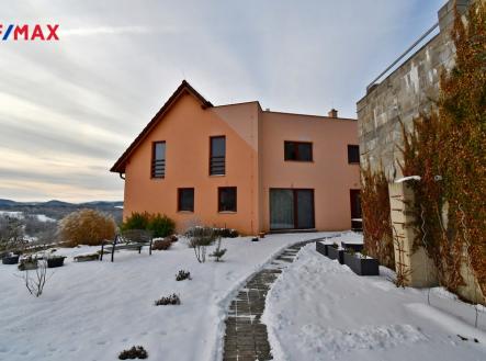 Pronájem bytu, 3+kk, 90 m²