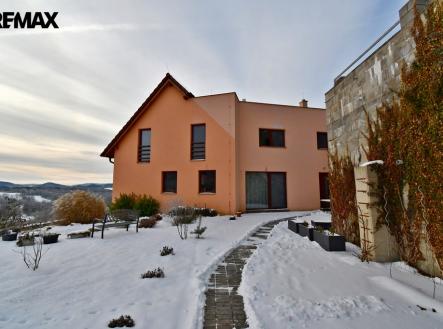 Pronájem bytu, 3+kk, 90 m²