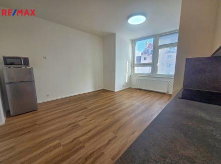 Pronájem bytu, 2+kk, 46 m²