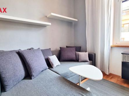 Pronájem bytu, 2+kk, 37 m²