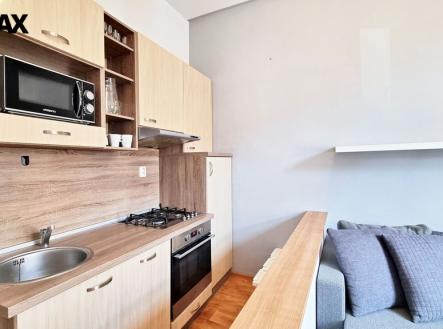 Pronájem bytu, 2+kk, 37 m²