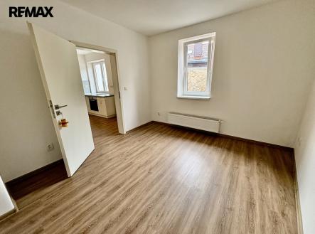 Pronájem bytu, 1+1, 36 m²