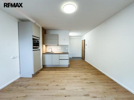 Pronájem bytu, 1+kk, 31 m²