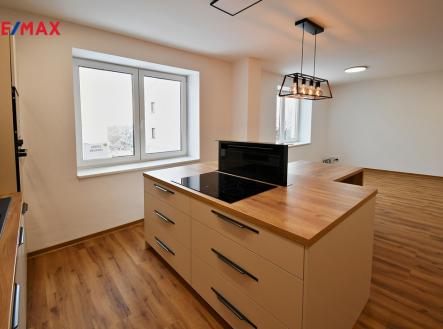 Pronájem bytu, 2+kk, 60 m²