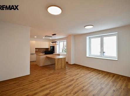 Pronájem bytu, 2+kk, 60 m²