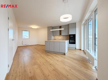 Pronájem bytu, 3+kk, 86 m²