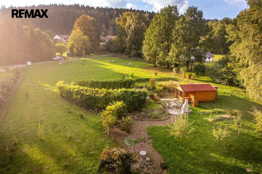 25-09-27-vynezda-pozemek-foto-17.jpg