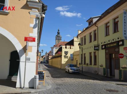 Pronájem bytu, atypický, 148 m²