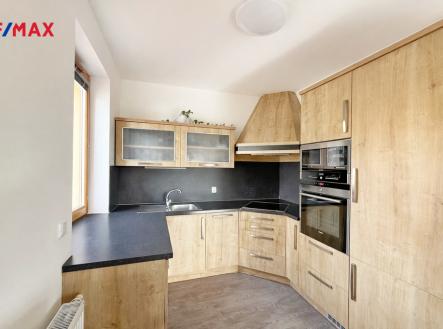 Pronájem bytu, 2+kk, 105 m²