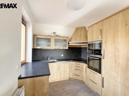 Pronájem bytu, 2+kk, 105 m²