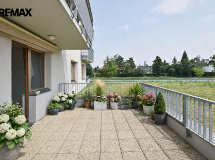 Pronájem bytu, 2+kk, 105 m²