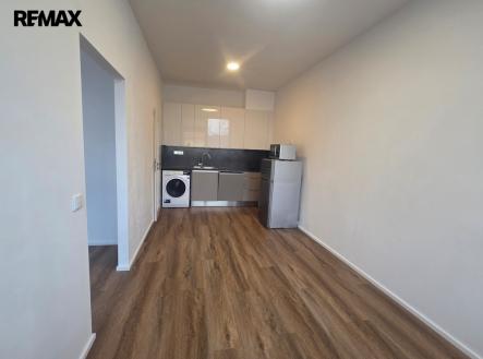 Pronájem bytu, 2+kk, 33 m²