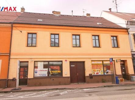 Pronájem obchodní prostor, 50 m²