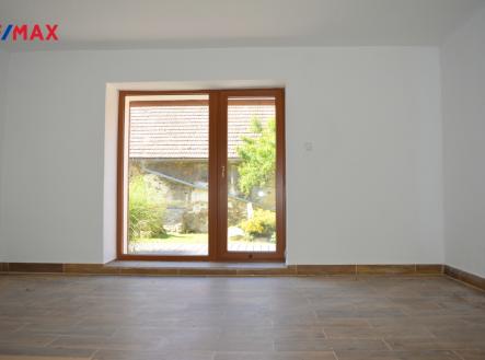 Pronájem bytu, 3+kk, 140 m²