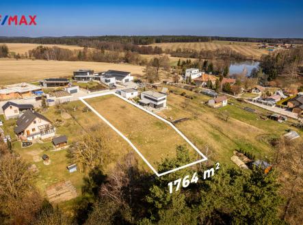 Prodej pozemku pro bydlení, 1 764 m²