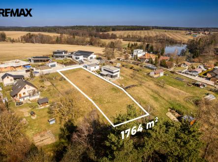Prodej pozemku pro bydlení, 1 764 m²