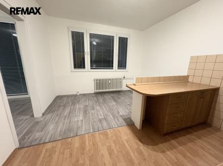 Pronájem bytu, 2+kk, 42 m²