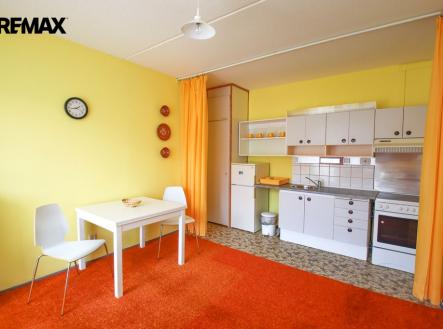 Pronájem bytu, 2+kk, 42 m²