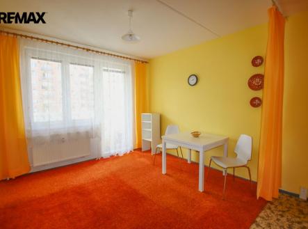 Pronájem bytu, 2+kk, 42 m²