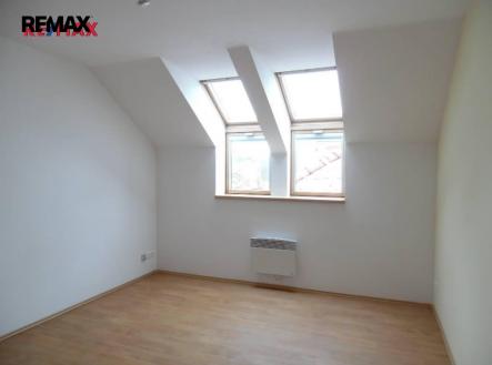 Pronájem bytu, 1+kk, 21 m²