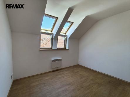 Pronájem bytu, 1+kk, 21 m²
