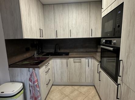 Pronájem bytu, 3+kk, 70 m²