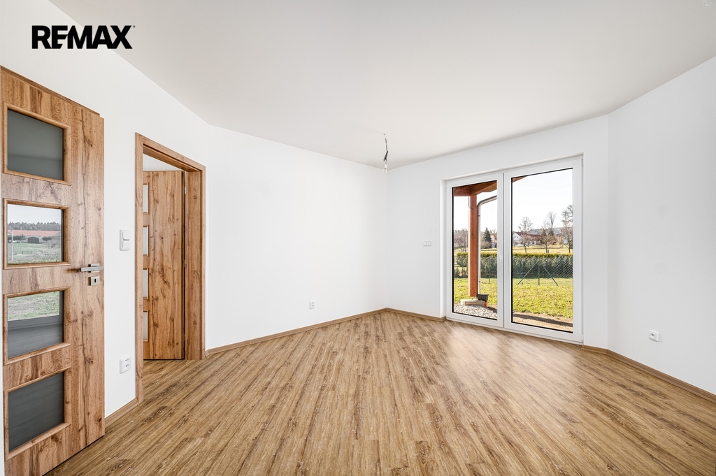 obývací pokoj s kuchyní