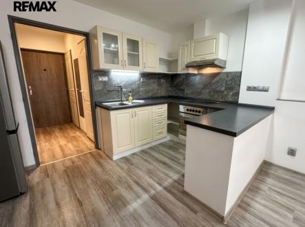 Pronájem bytu, 1+kk, 27 m²