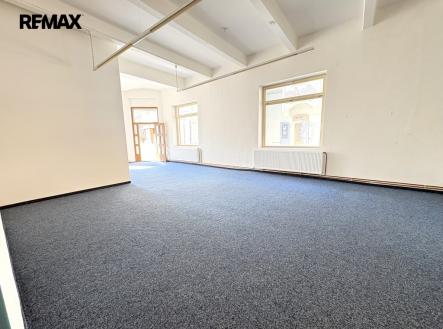 Pronájem obchodní prostor, 54 m²