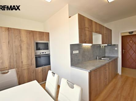 Pronájem bytu, 1+1, 44 m²