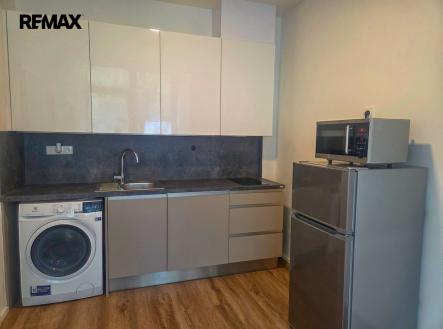 Pronájem bytu, 2+kk, 33 m²