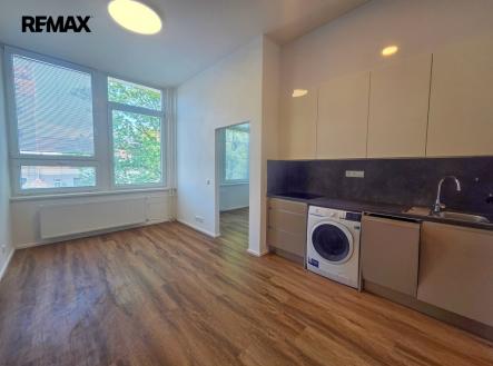 Pronájem bytu, 2+kk, 46 m²