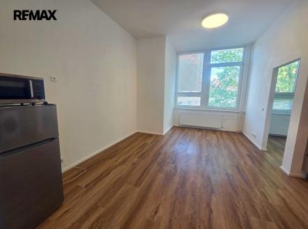 Pronájem bytu, 2+kk, 46 m²
