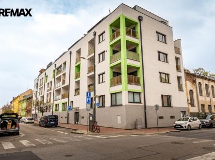 Pronájem bytu, 1+kk, 37 m²