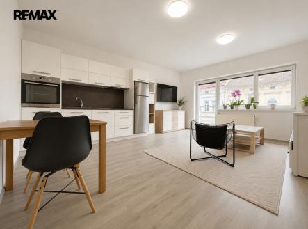 Pronájem bytu, 1+kk, 37 m²