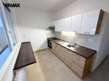 Pronájem bytu, 1+1, 42 m²