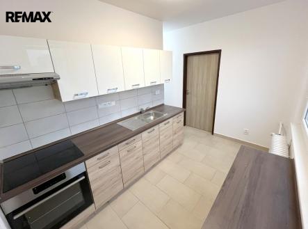 Pronájem bytu, 1+1, 42 m²