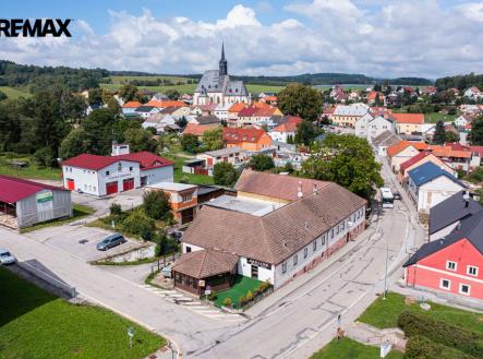 Prodej jiné komerční nemovitosti, 400 m² obrázek
