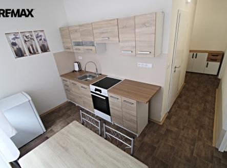 Pronájem bytu, 1+1, 42 m²
