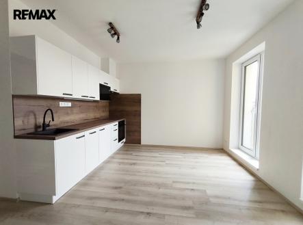 Pronájem bytu, 1+kk, 29 m²