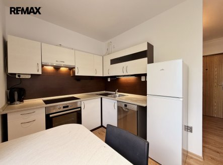 Pronájem bytu, 1+1, 32 m²