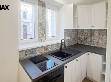 Pronájem bytu, 1+1, 36 m²