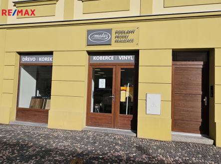 Prodej obchodní prostor, 140 m²