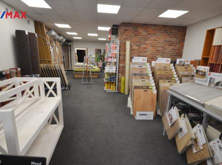 Prodej obchodní prostor, 140 m²