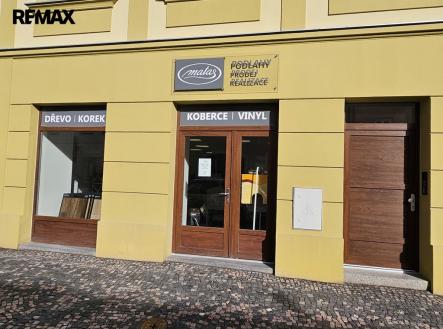 Prodej obchodní prostor, 140 m²