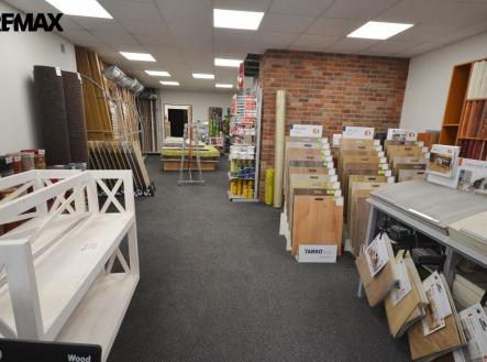 Prodej obchodní prostor, 140 m²