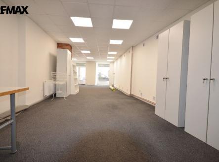 Prodej obchodní prostor, 140 m²