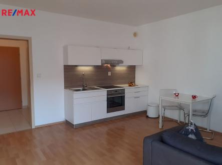 Pronájem bytu, 2+kk, 42 m²